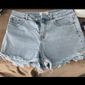 Short Jeans size 28